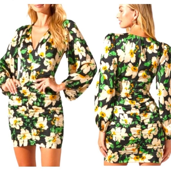 Astr Dresses & Skirts - ASTR the Label Floral Ruched Mini Dress Puff Sleeve Size Small